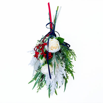 クリスマススワッグ【ホワイトローズ＆リーフスワッグ】