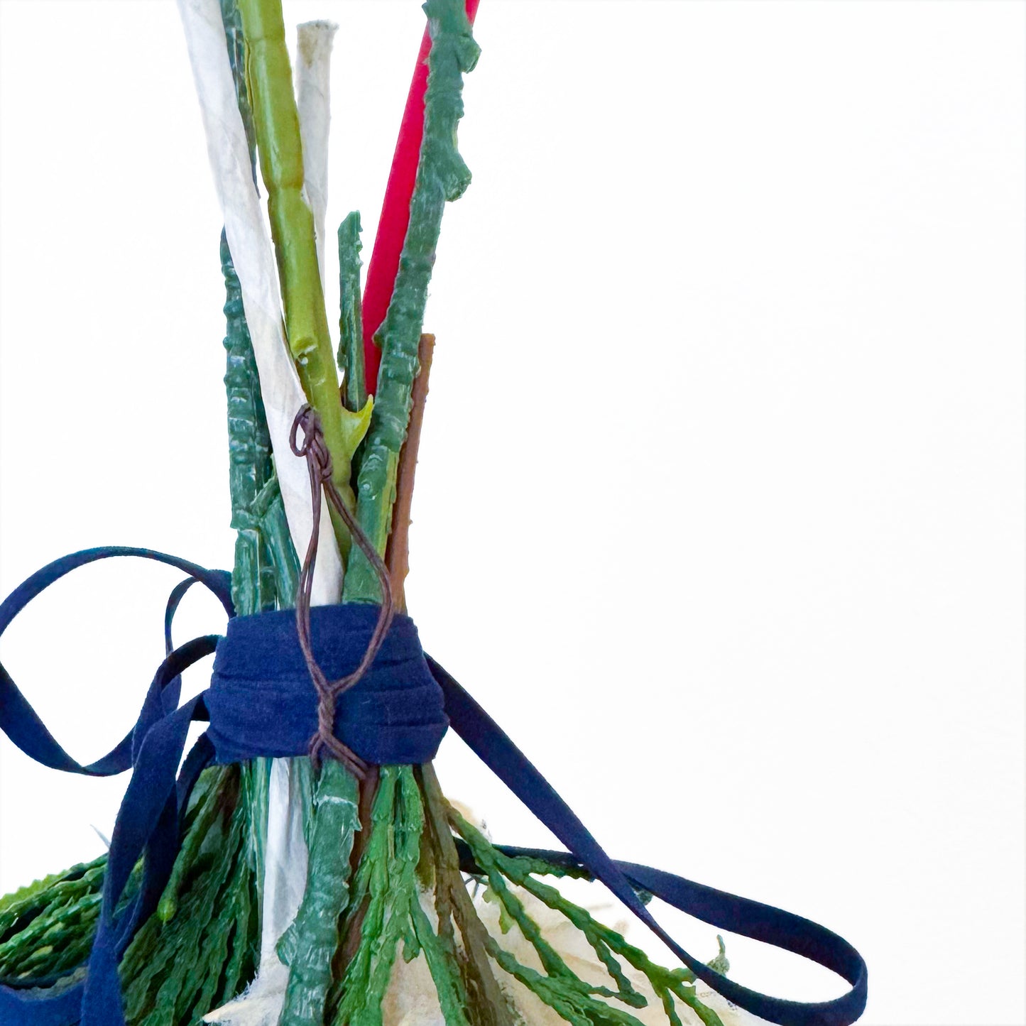 クリスマススワッグ【ホワイトローズ＆リーフスワッグ】