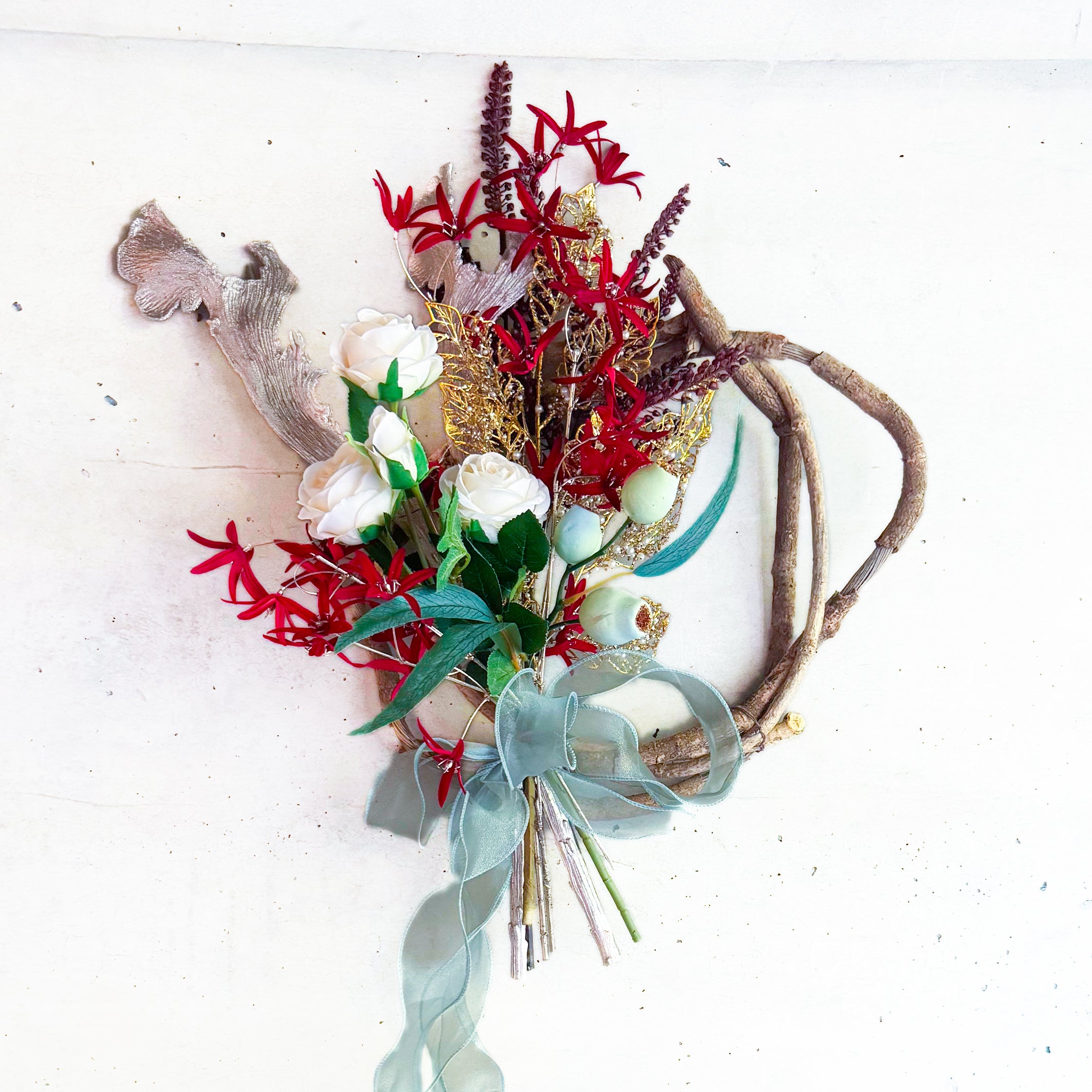 クリスマススワッグ【ホワイトローズ＆ブランチアレンジメント】